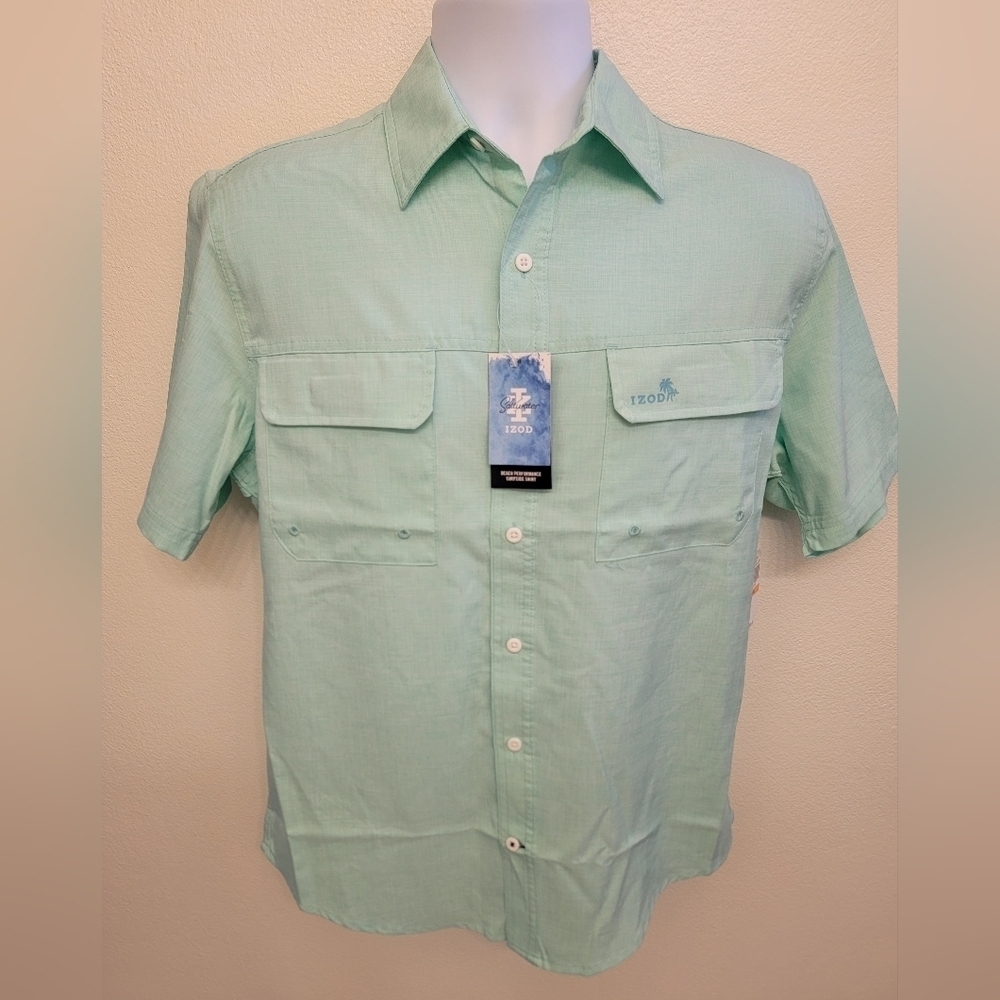 NWT Izod Men's Short Sleeve Button Down Shirt